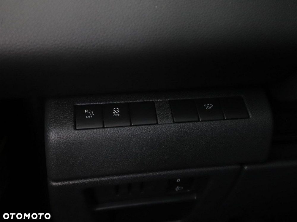 Peugeot 5008 1.6 BlueHDi Style 7os - 31