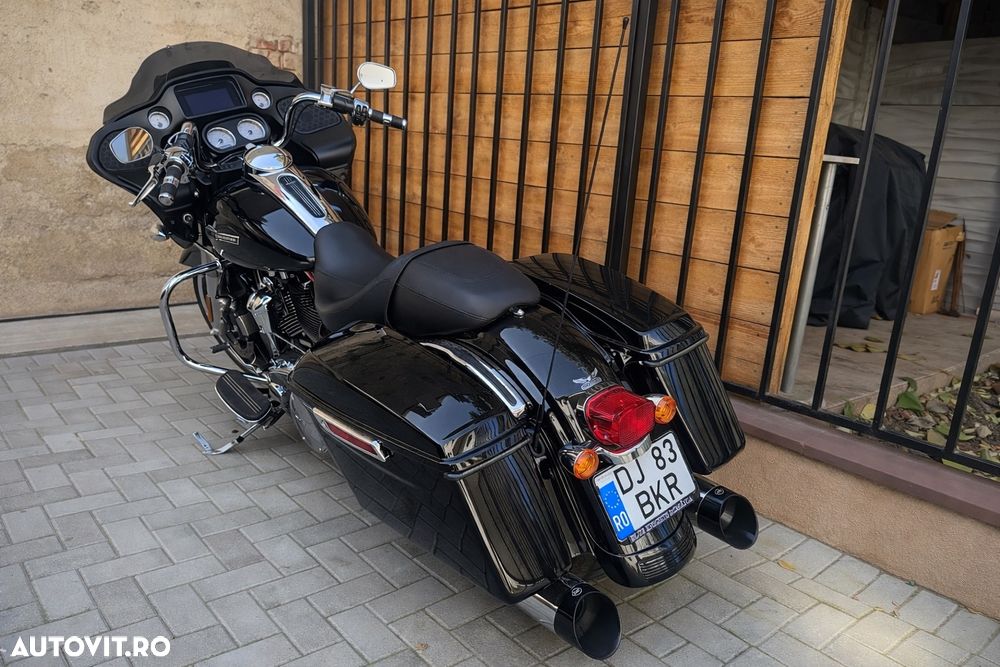 Harley-Davidson CVO Road Glide Limited - 2