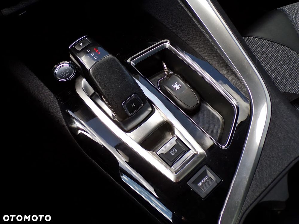 Peugeot 5008 PureTech 130 Stop & Start Allure - 23