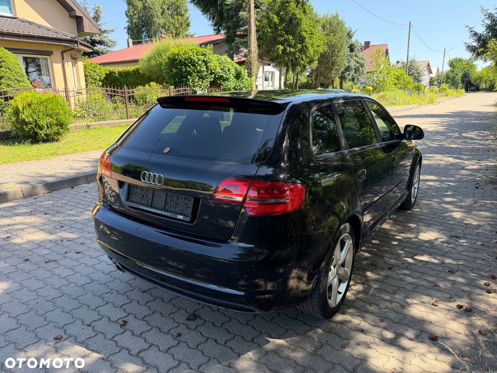 Audi A3 Sportback 2.0 TDI DPF S line Sportpaket - 6