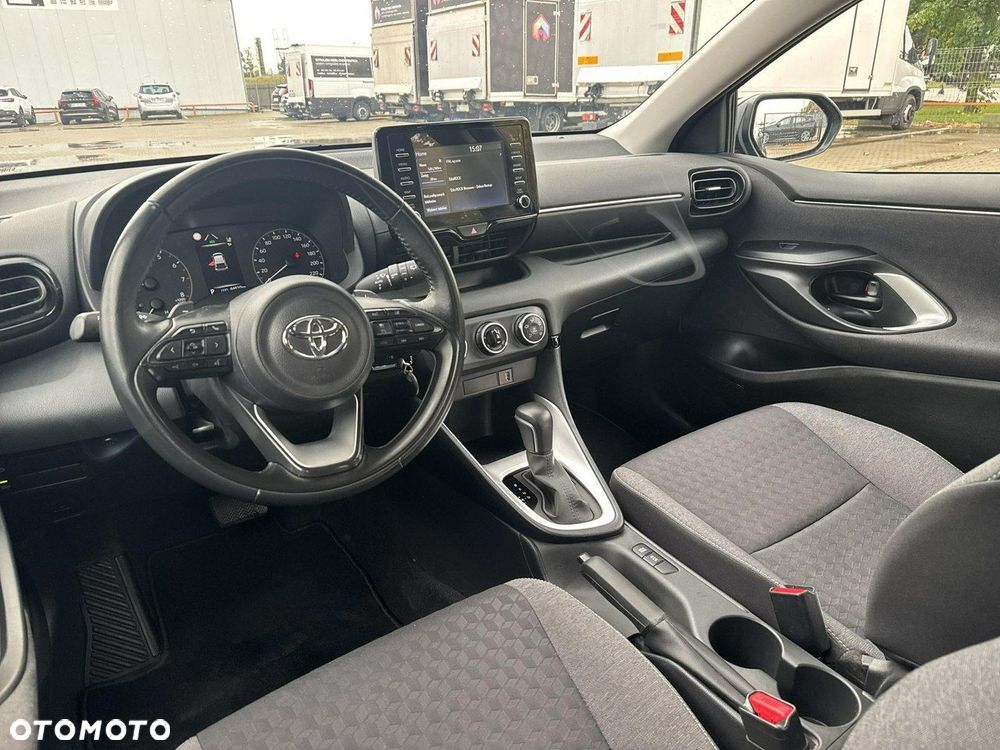Toyota Yaris - 13
