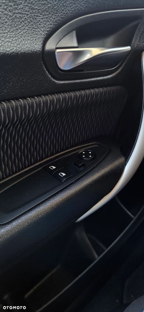 BMW Seria 1 114d Sport Line - 24
