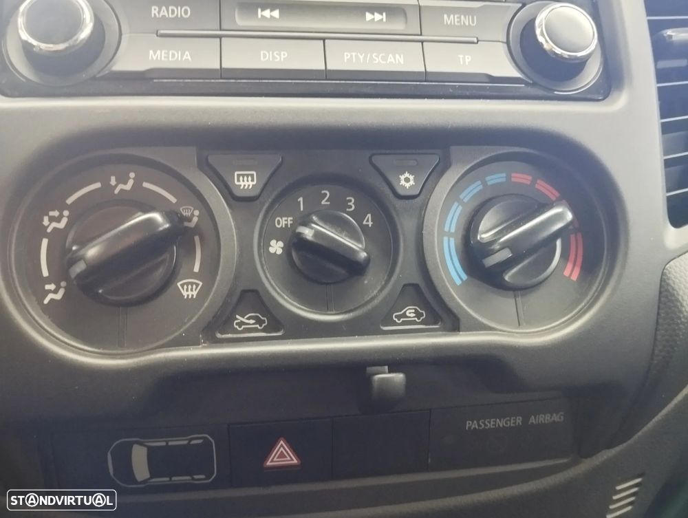 Mitsubishi L200 2.4 DI-D CD Space Cab Invite 2WD - 16