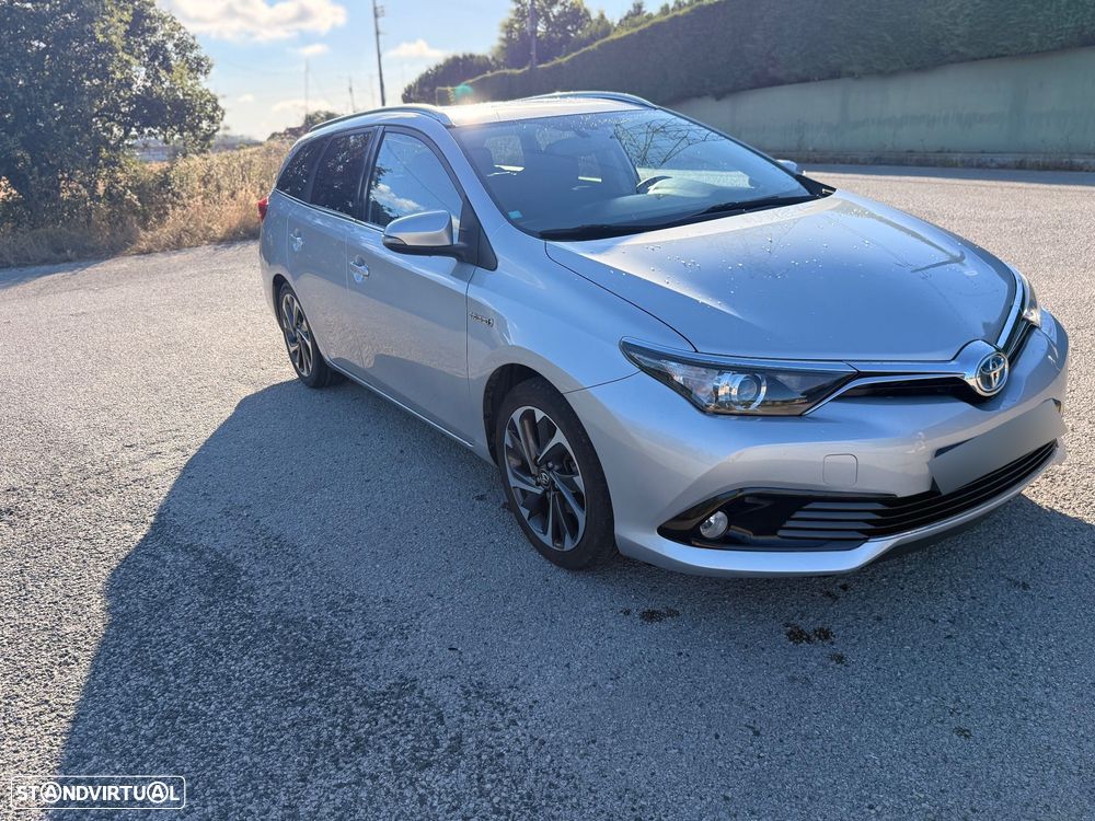 Toyota Auris Touring Sports 1.8 HSD Comfort+P.Sport - 2