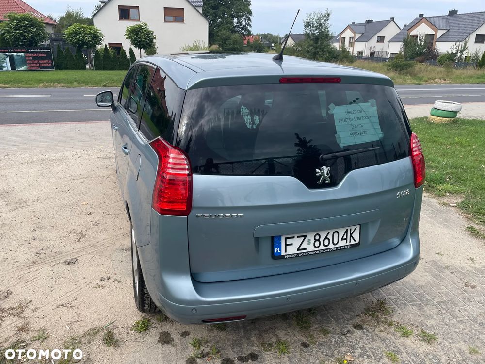 Peugeot 5008 2.0 HDi Premium + - 5