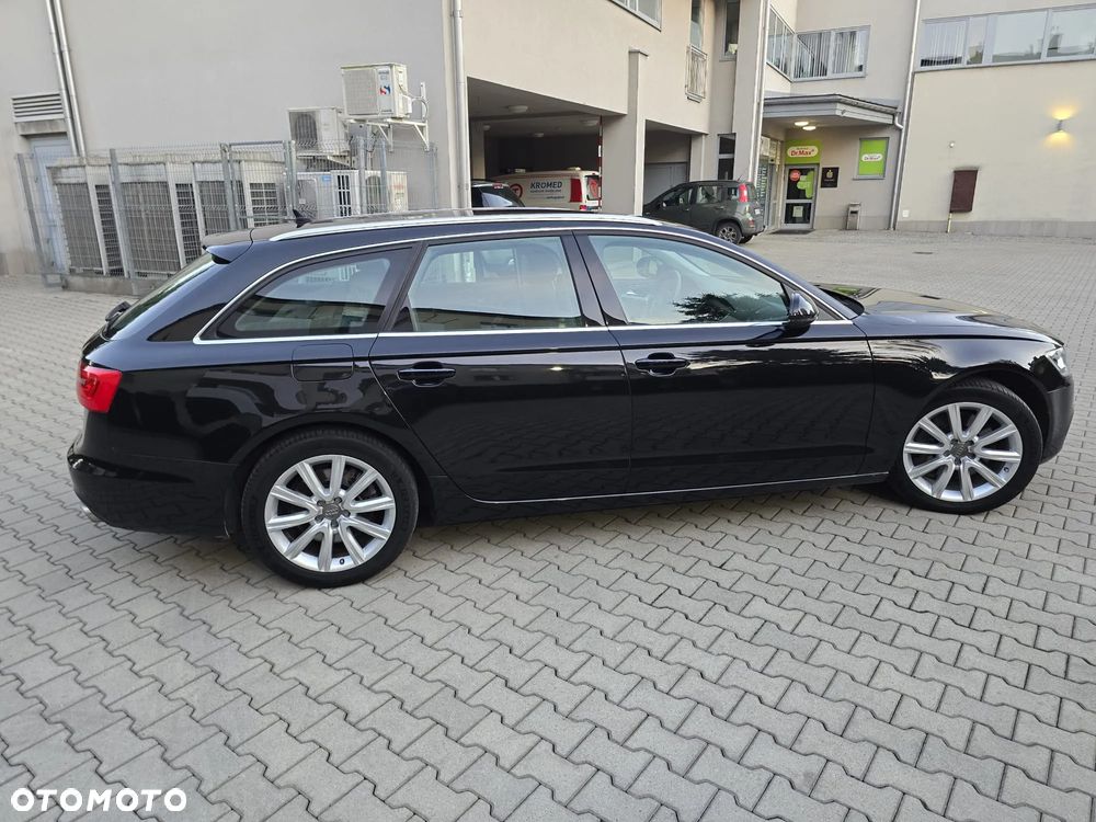 Audi A6 Avant - 11