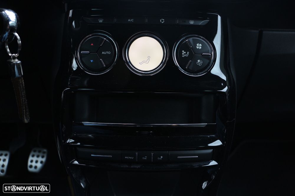 DS DS3 1.6 BlueHDi Performance Line - 22