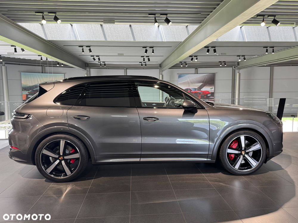 Porsche Cayenne S - 2