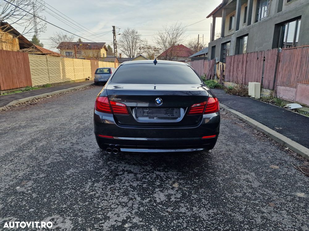 BMW Seria 5 520d Gran Turismo - 16