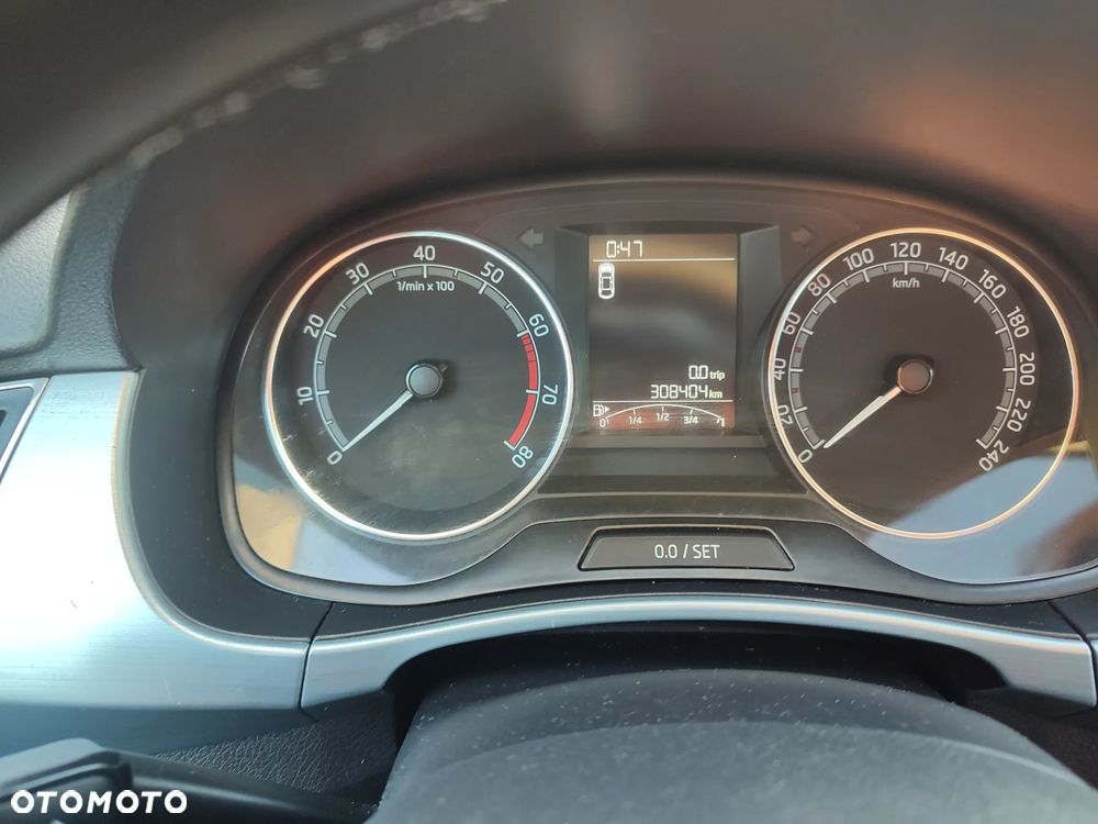 Skoda Fabia 1.0 Ambition Plus - 9