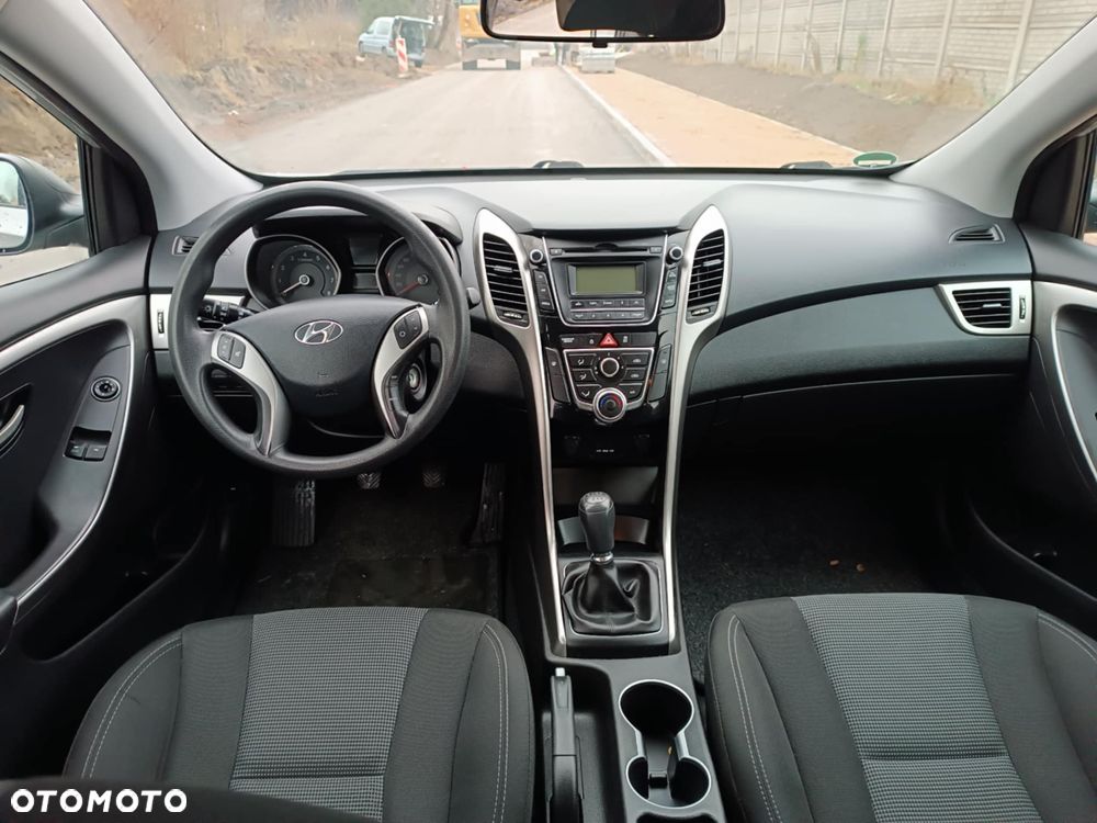 Hyundai i30 1.4 Classic + - 6