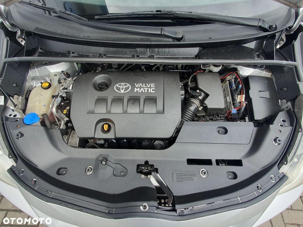 Toyota Verso - 37