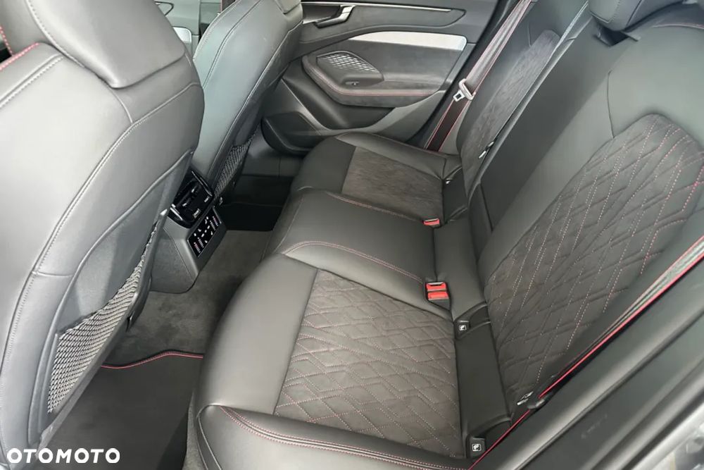 Audi A6 Avant TFSI S tronic - 13