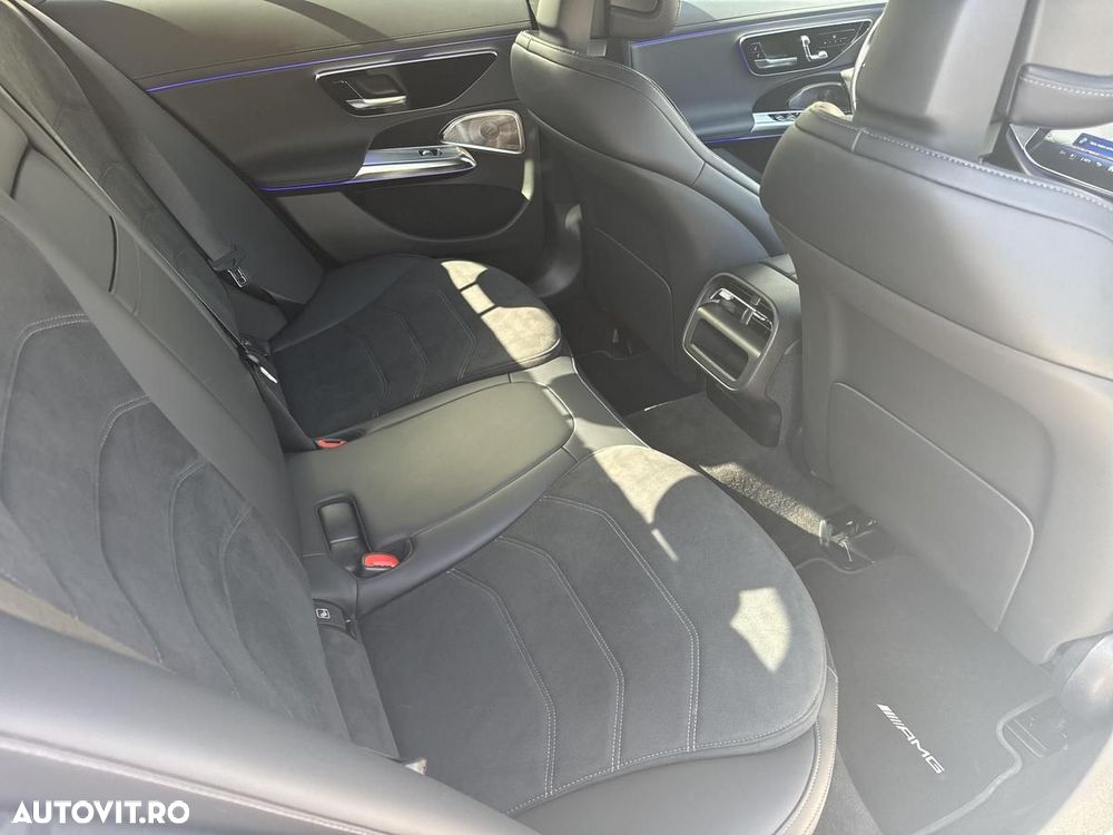 Mercedes-Benz E - 14