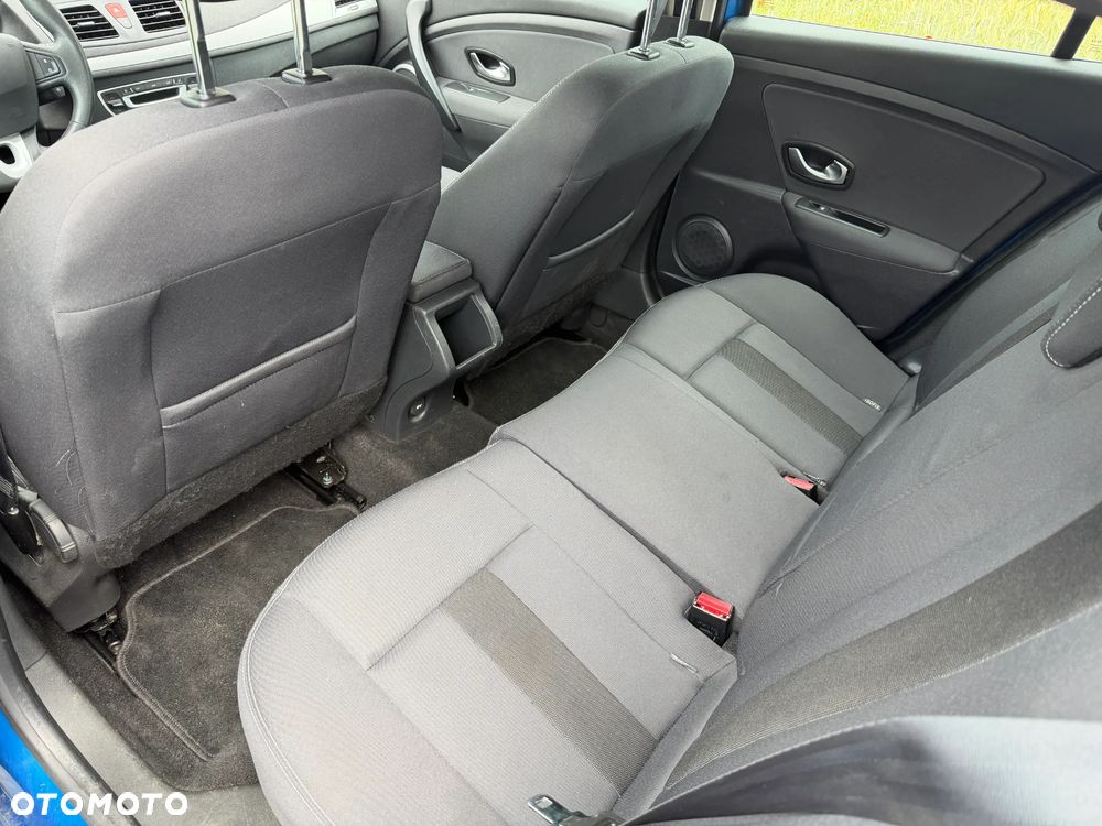 Renault Megane 2.0 140 CVT Dynamique - 13