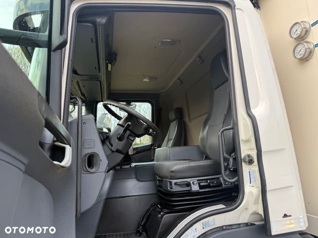 Scania P 250 Chłodnia Niski przebieg Euro 6 - 10