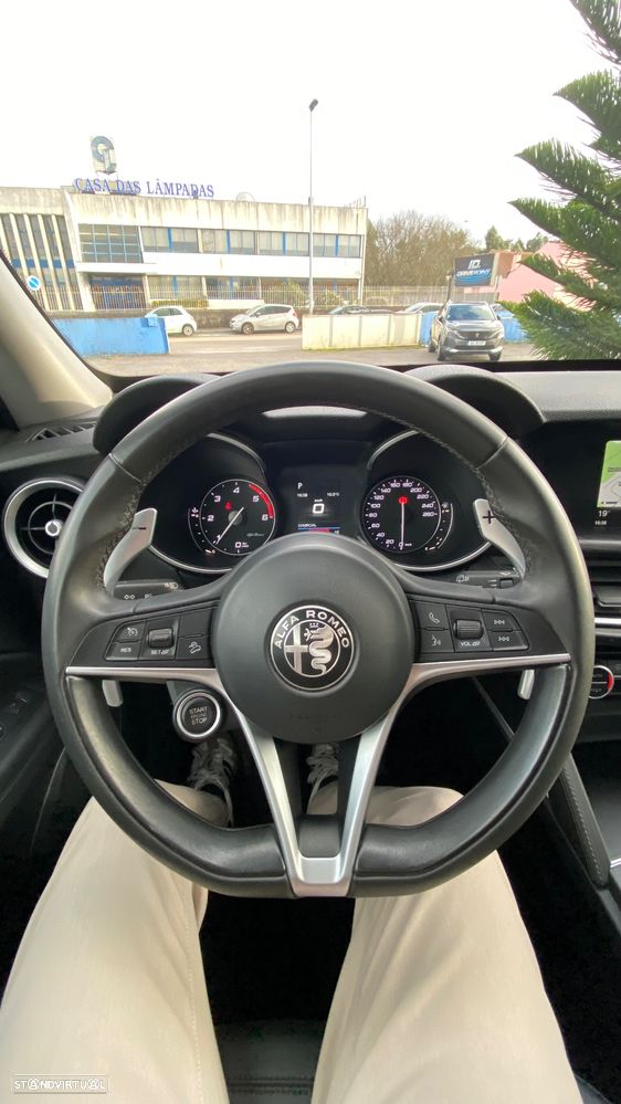 Alfa Romeo Stelvio 2.2 D Super AT8 - 29