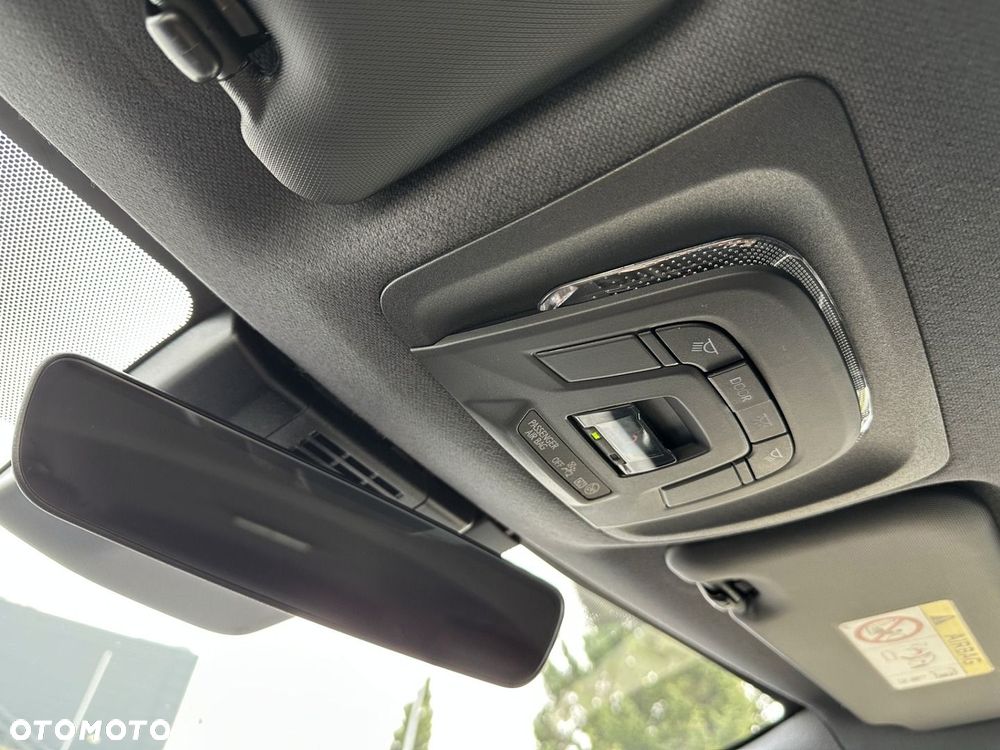 Toyota Corolla 1.8 Hybrid GR Sport Dynamic - 21