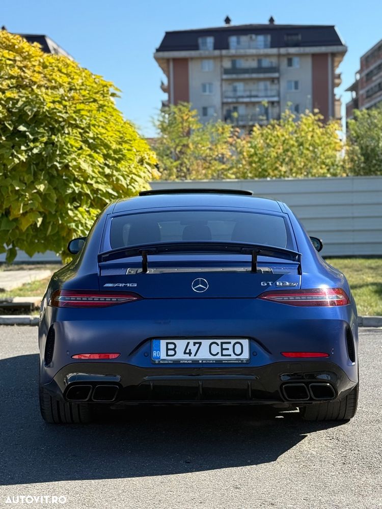 Mercedes-Benz AMG - 4
