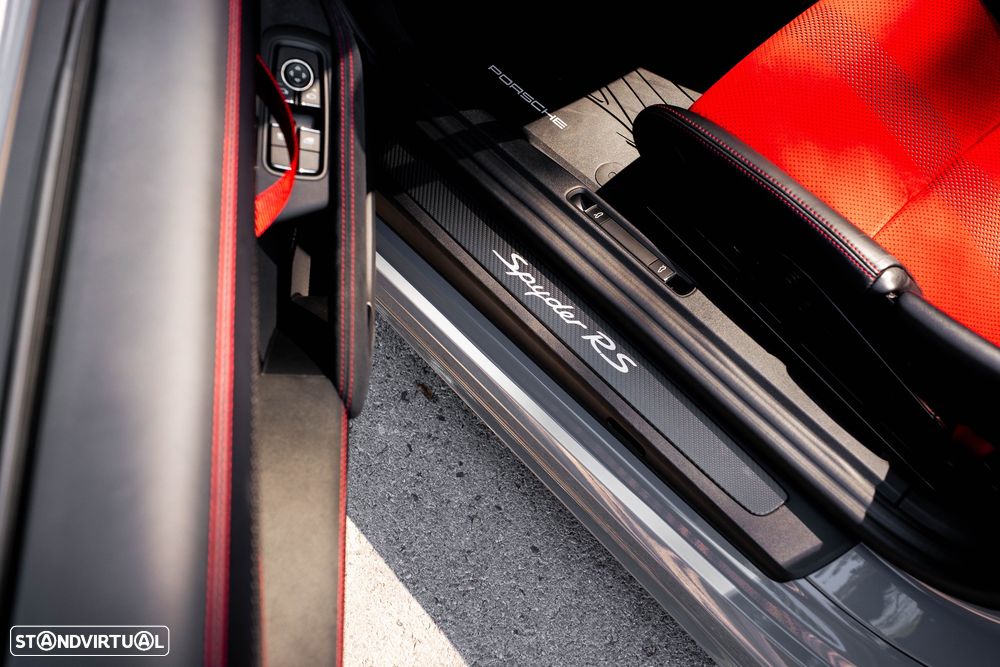 Porsche 718 Spyder RS - 48