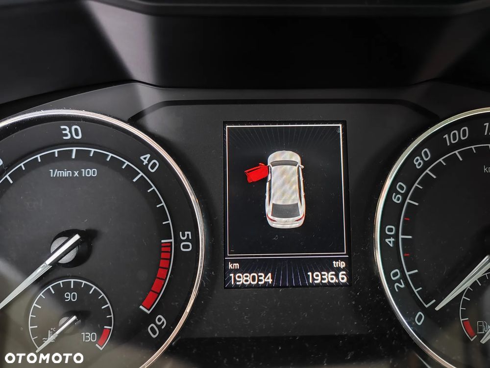 Skoda Superb 2.0 TDI Style - 14