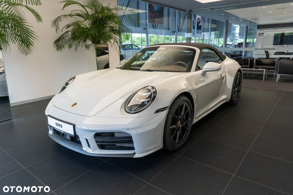 Porsche 911 Carrera 4S - 7