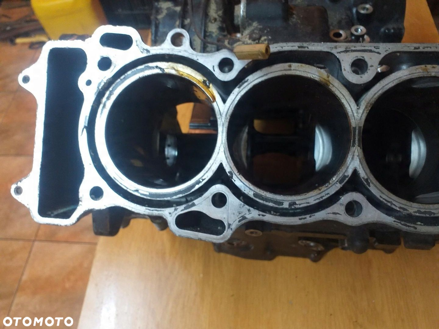 KARTERY BLOK SILNIKA HONDA CBR 1100XX SC35E - 6
