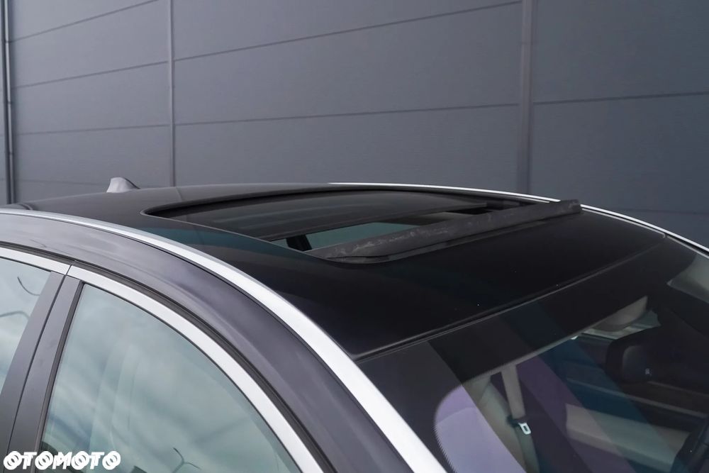 BMW Seria 7 750i L xDrive - 13