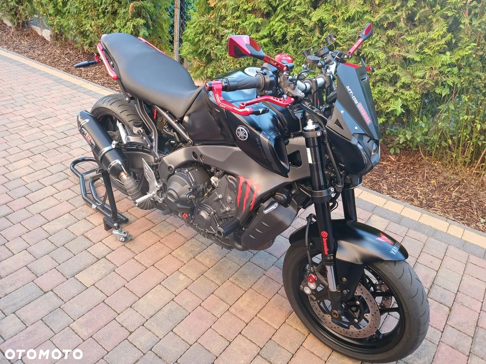 Yamaha MT - 5