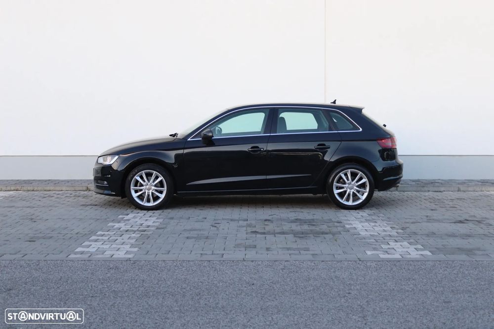 Audi A3 Sportback 1.6 TDI Advance S tronic - 24