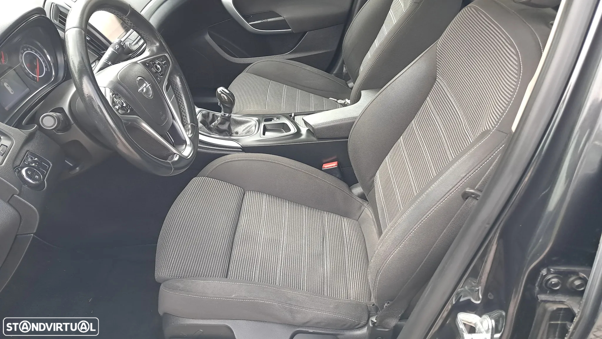 Opel Insignia Sports Tourer 2.0 CDTi Executive S/S - 20
