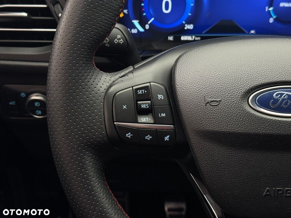 Ford Kuga 1.5 EcoBoost FWD ST-Line X - 20