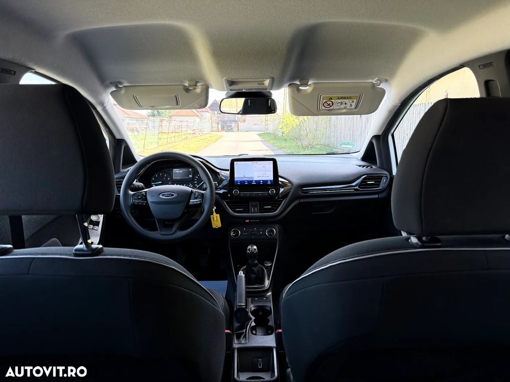 Ford Fiesta 1.1 S&S COOL&CONNECT - 11