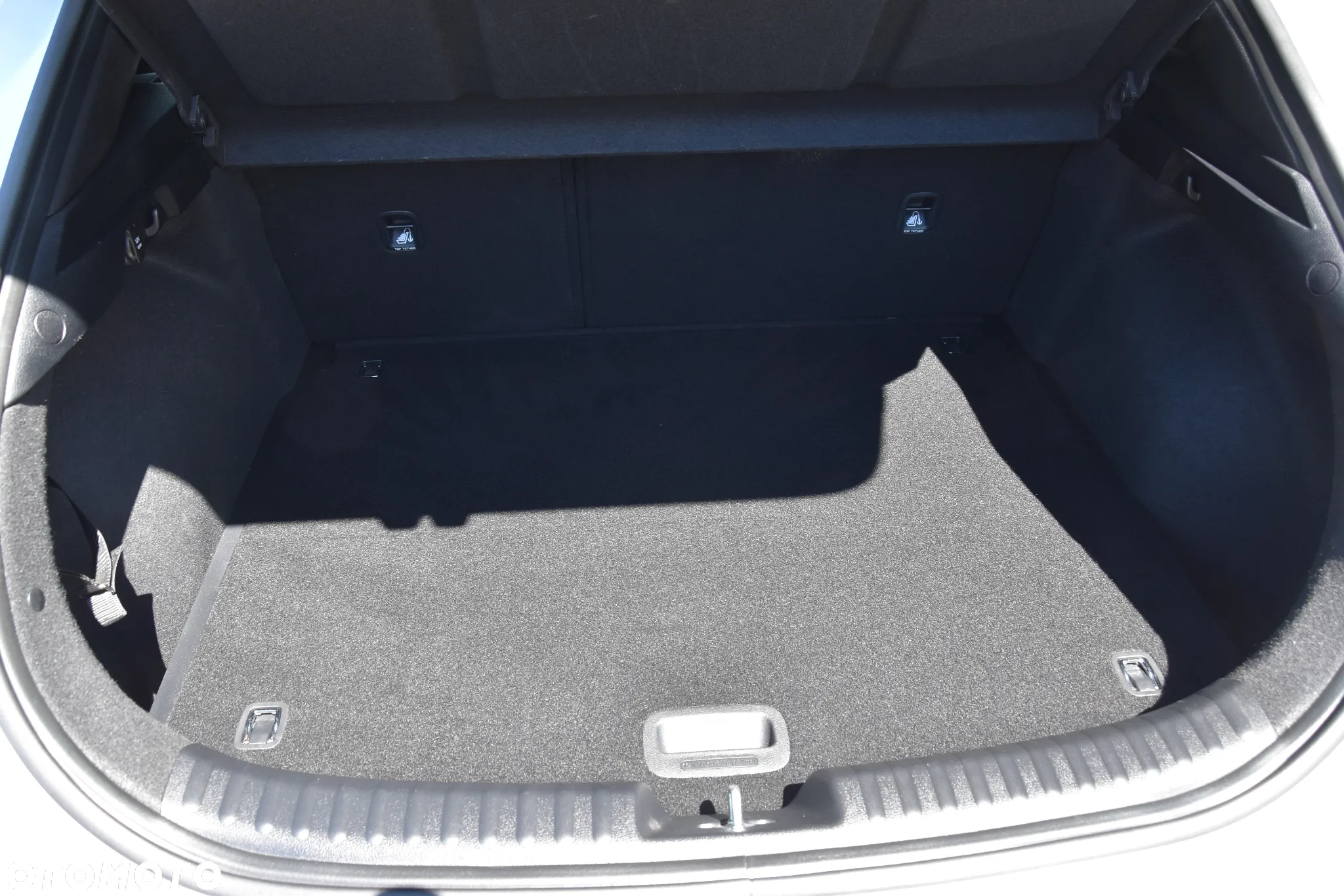 Kia XCeed 1.0 T-GDI L Business Line - 23