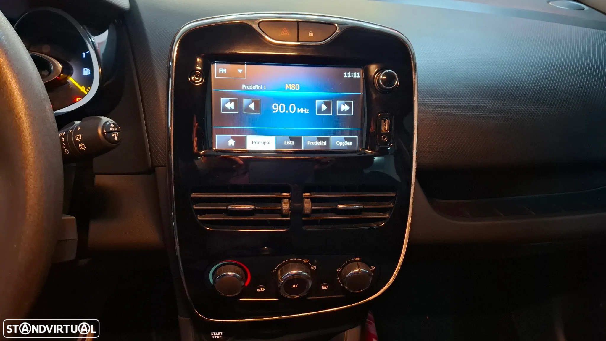 Renault Clio 0.9 TCe Limited - 11
