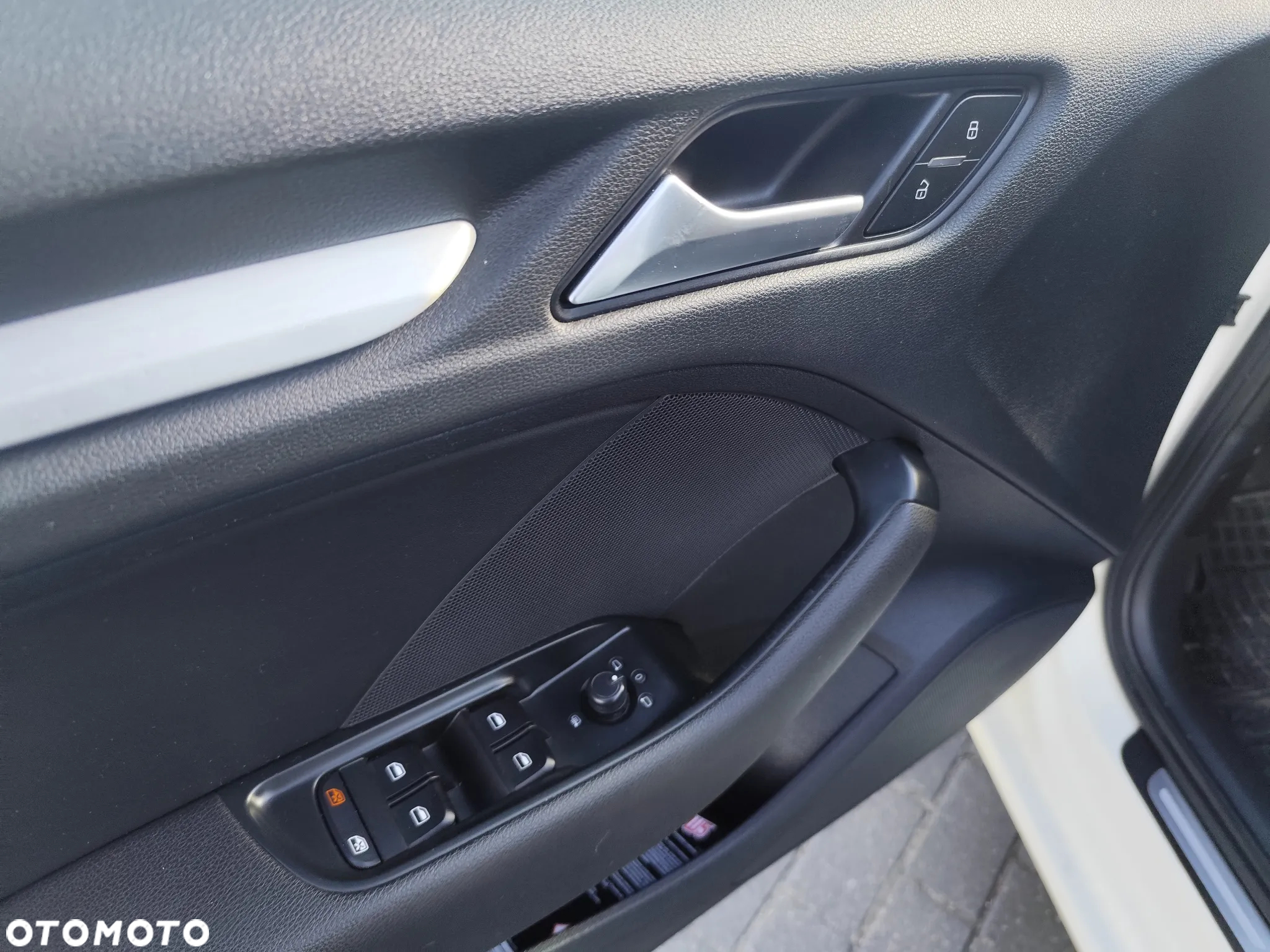 Audi A3 2.0 TDI Edycja Specjalna S tronic - 18