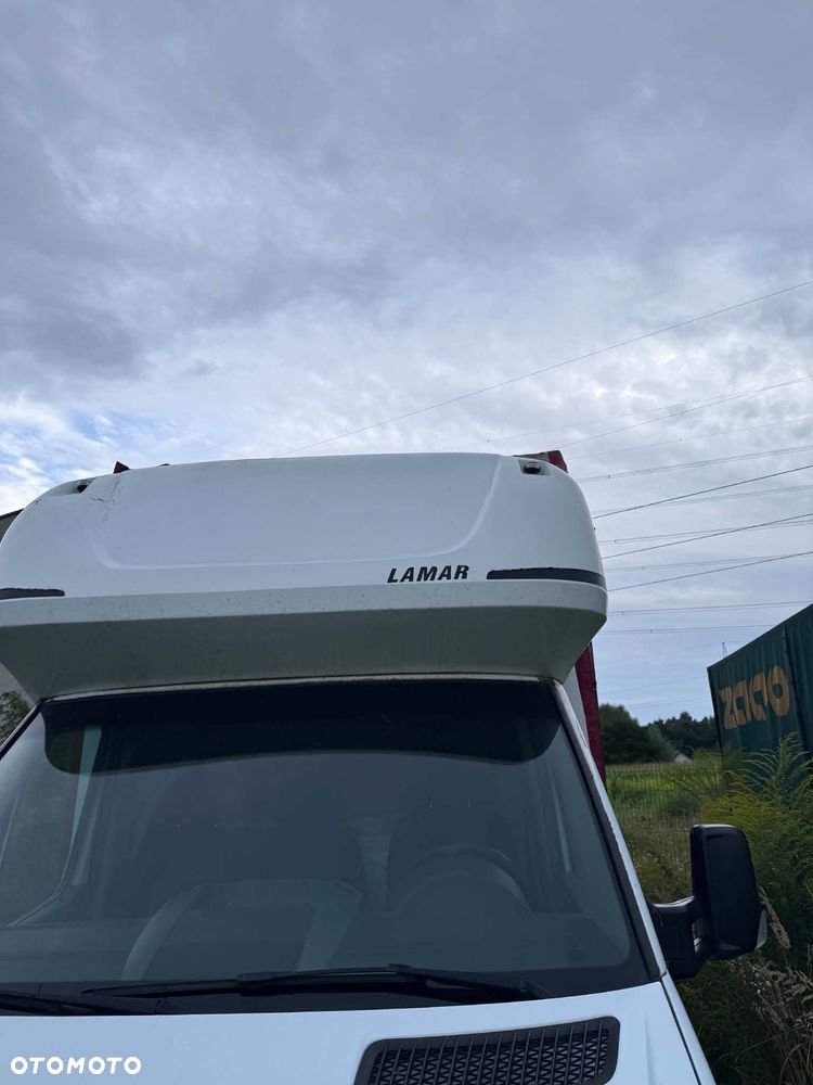 Mercedes-Benz Sprinter - 4