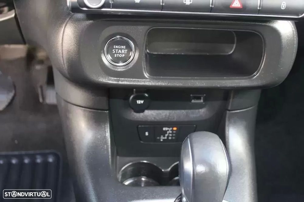 Citroën C3 1.2 PureTech Max EAT6 - 26