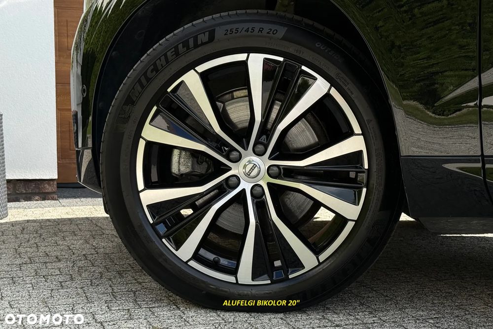 Volvo XC 60 B5 B AWD Plus Dark - 36