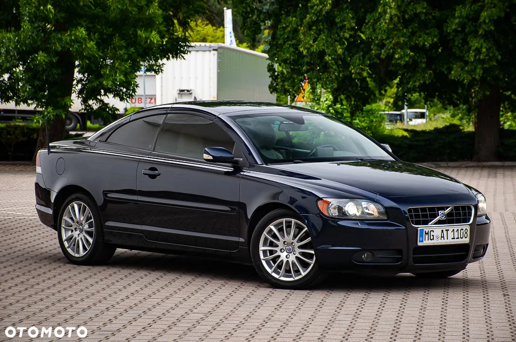 Volvo C70 2.4D5 Summum - 19