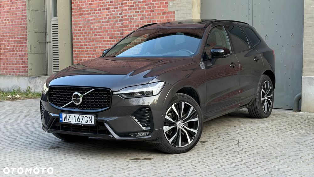 Volvo XC 60 B5 B AWD Ultra Dark - 12