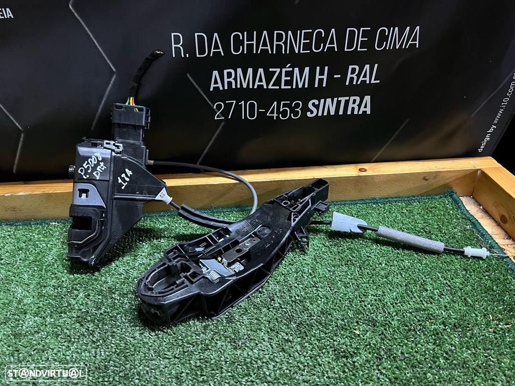 Fechadura da porta frente direita Peugeot 5008 ano 2018 - 1