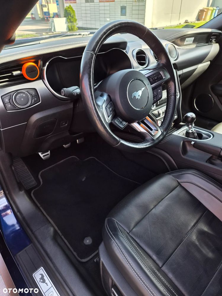 Ford Mustang - 14