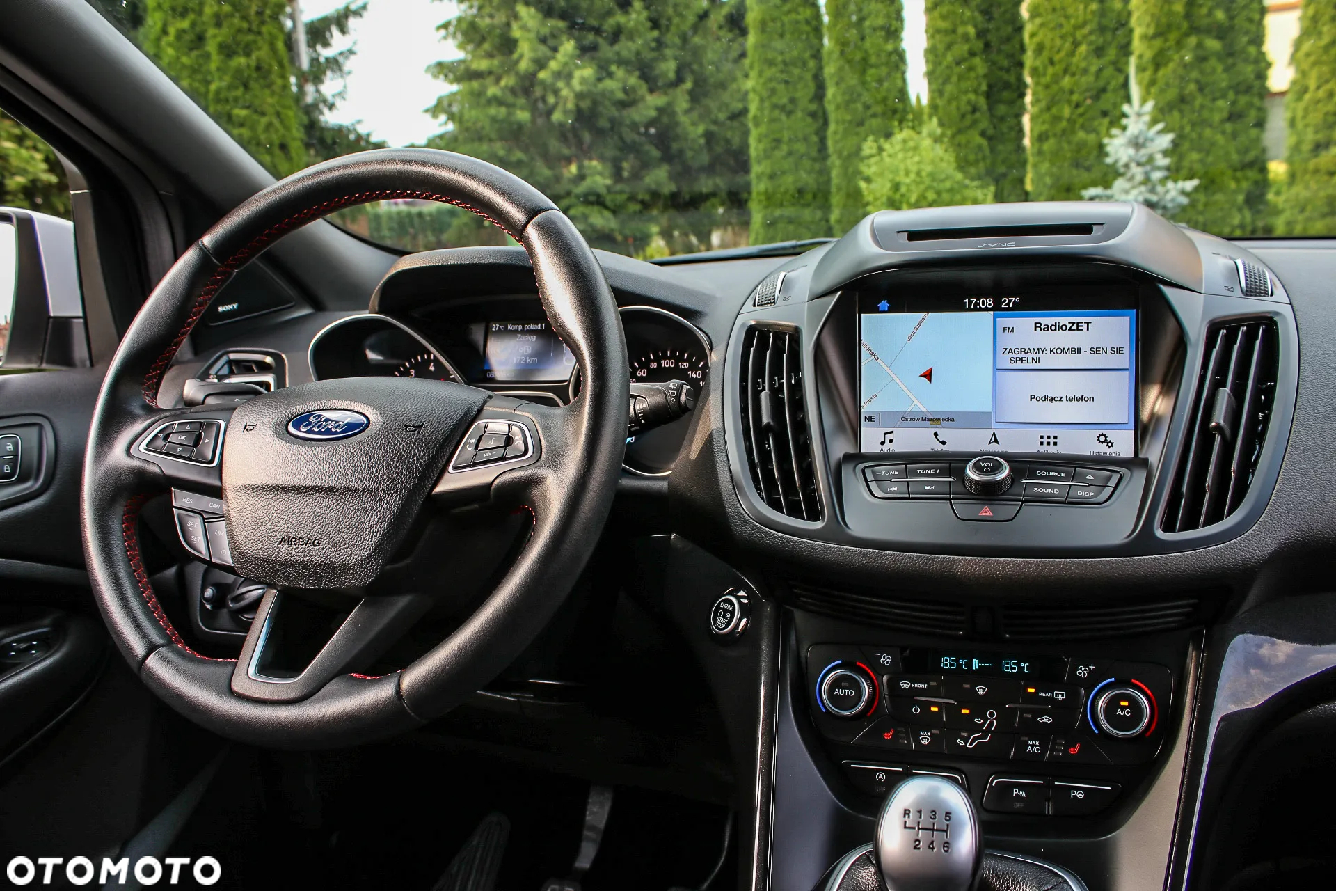 Ford Kuga 1.5 EcoBoost 2x4 ST-Line - 27