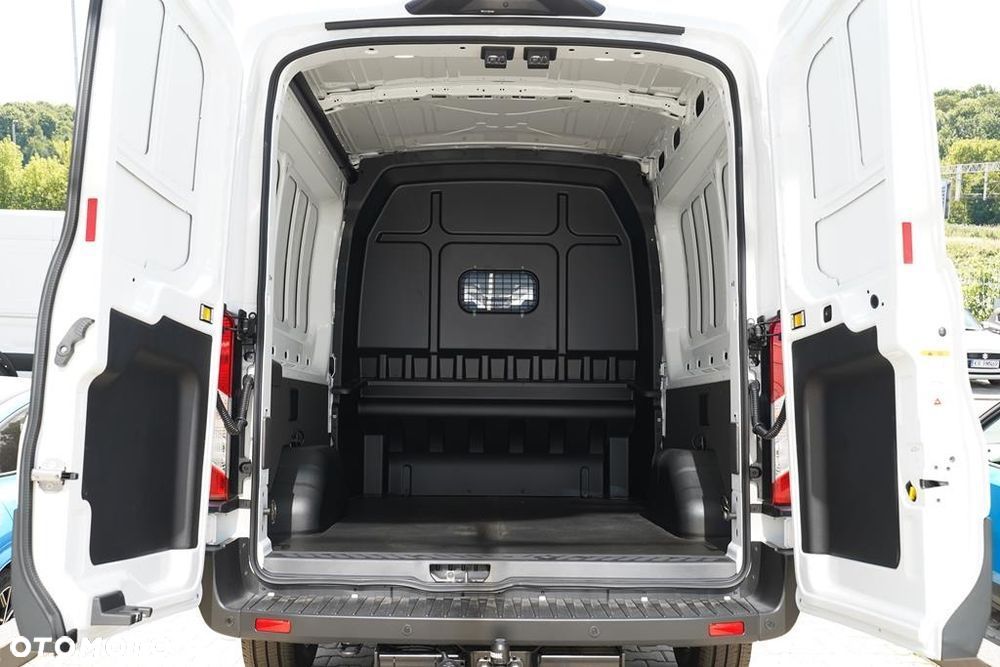 Ford Transit 350 L3H2 Trend (brygadówka) - 9