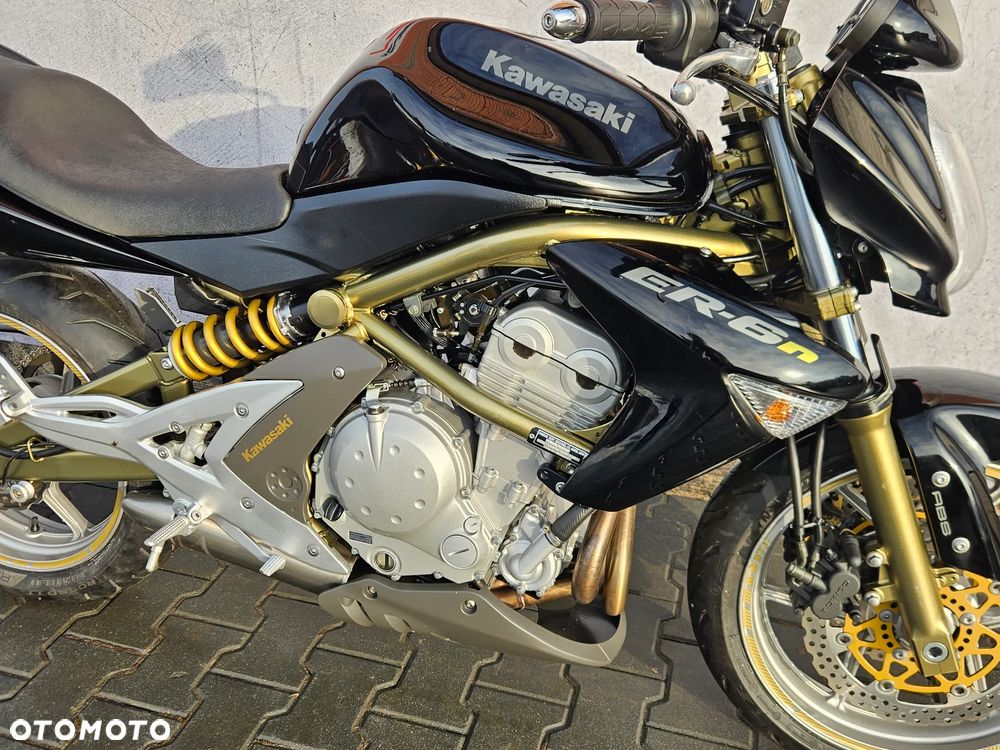 Kawasaki ER - 23