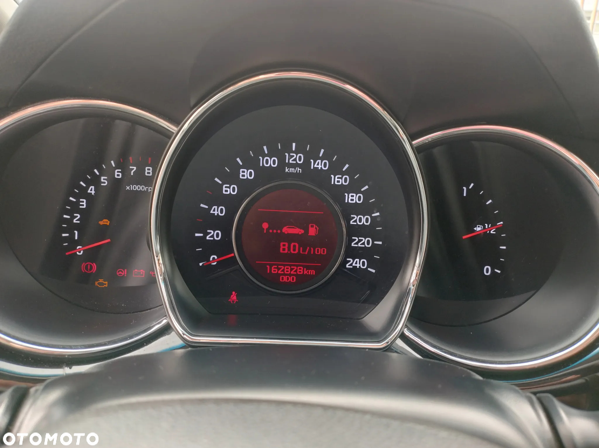 Kia Ceed - 10