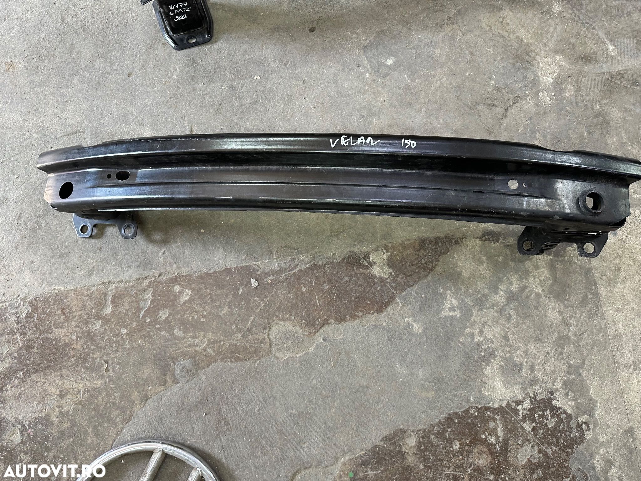 Armatura bara spate RANGE ROVER VELAR an 2019 - 1