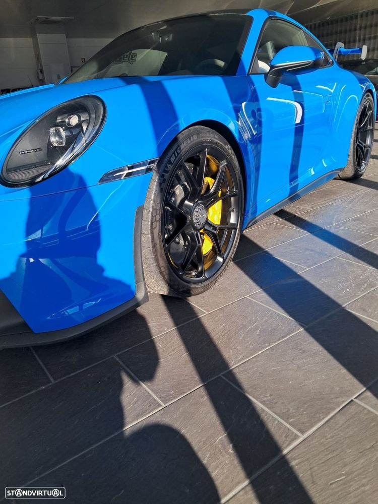 Porsche 911 Série F - 3