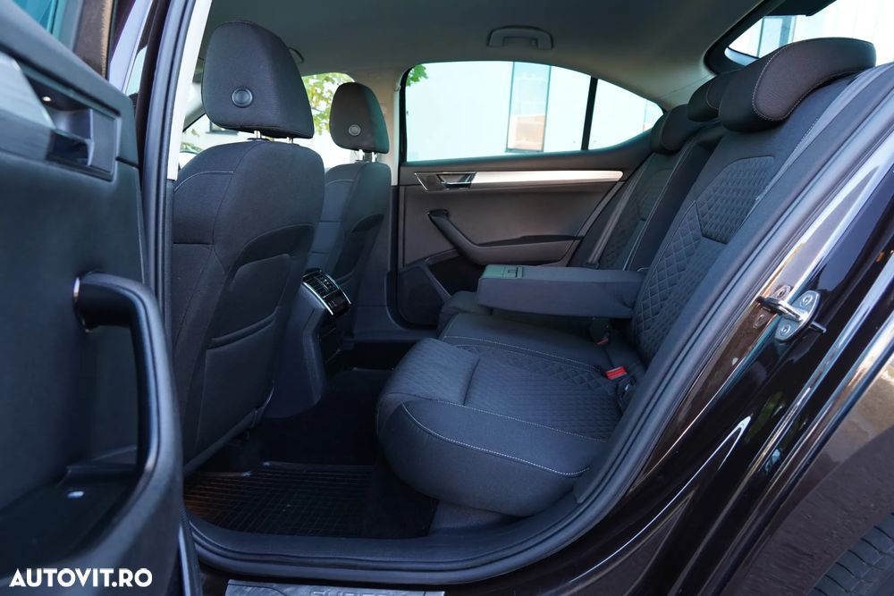 Skoda Superb 1.4 TSI PHEV Ambition - 17